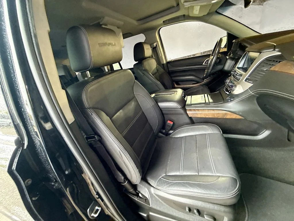 Used 2018 Black GMC Denali image 33