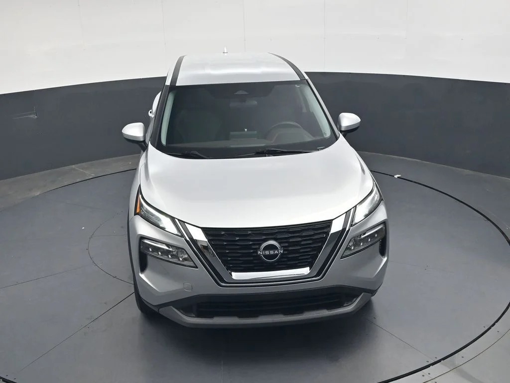 Used 2023 Silver Nissan SV image 43
