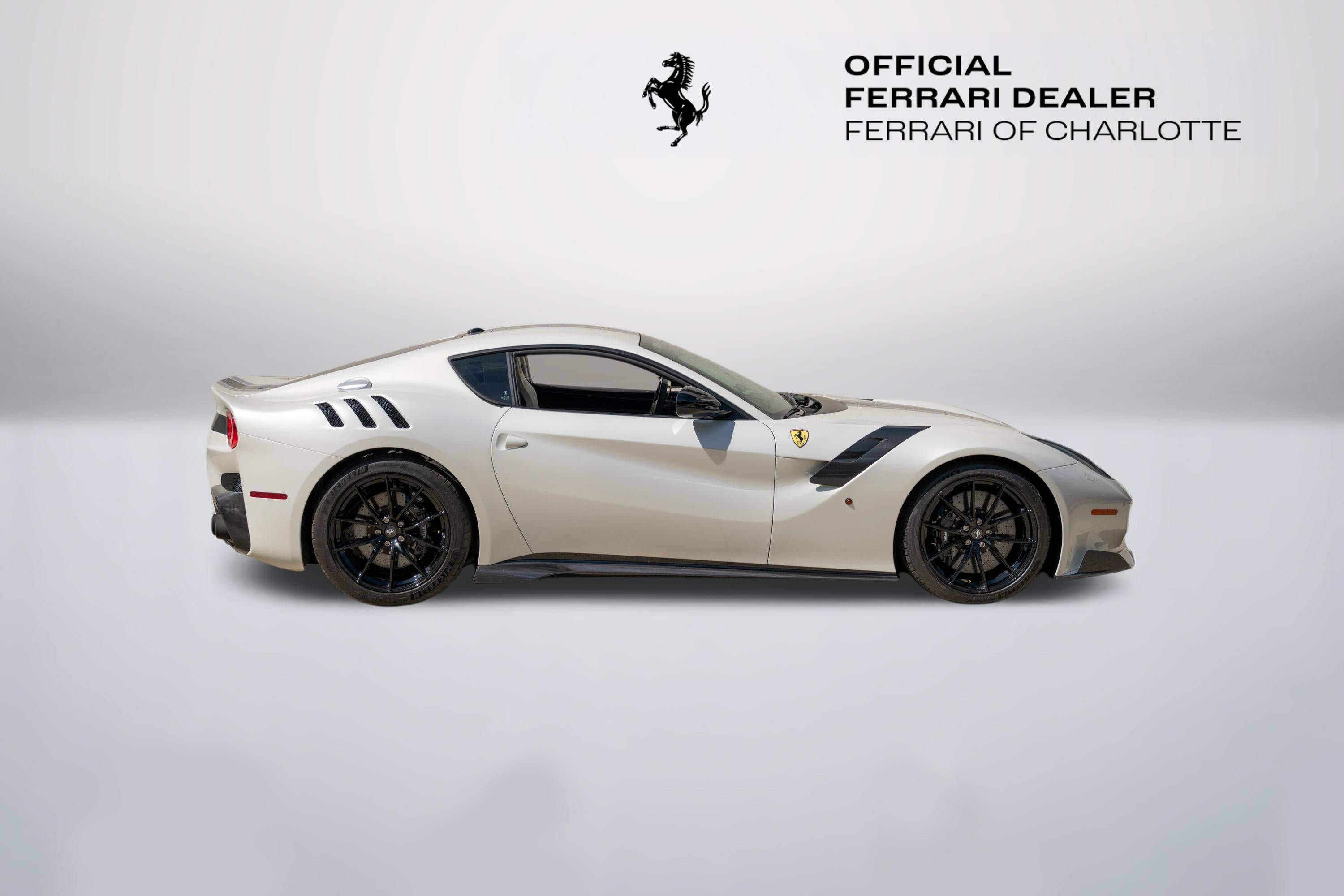 Used 2017 Bianco Italia Ferrari  image 6