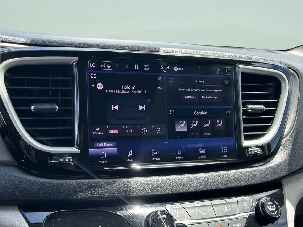 Used 2021 White Chrysler Touring L image 26