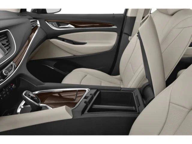 Used 2019 White Frost Tricoat Buick Essence image 18