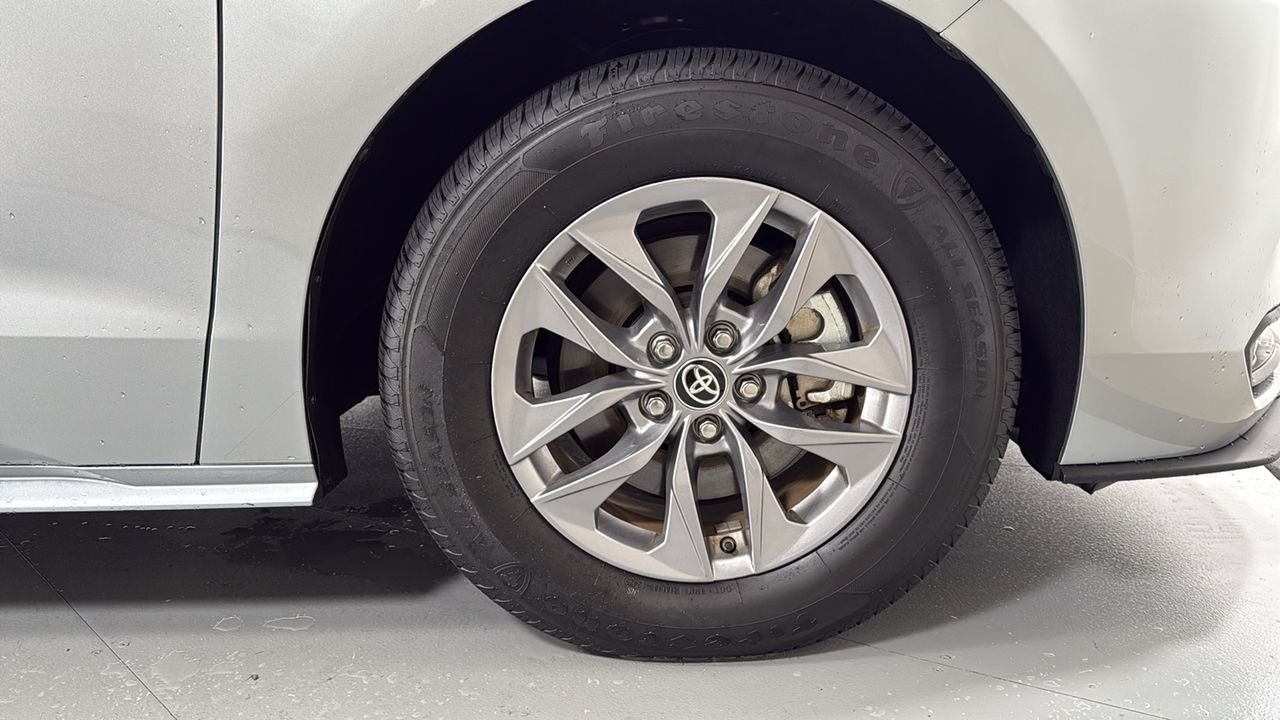 Certified Used 2025 Silver Toyota XLE image 22