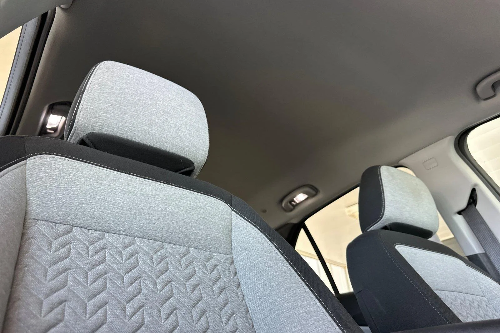 Used 2023 Iron Gray Metallic Chevrolet LT image 17