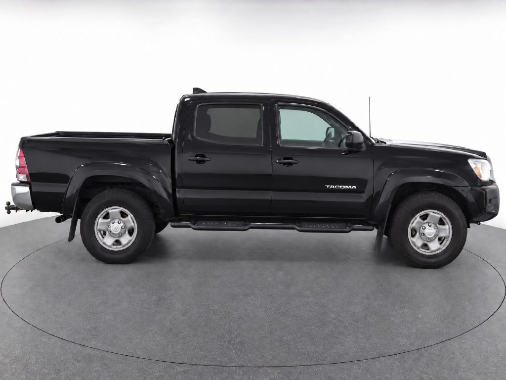 Used 2015 Black Toyota Base image 8