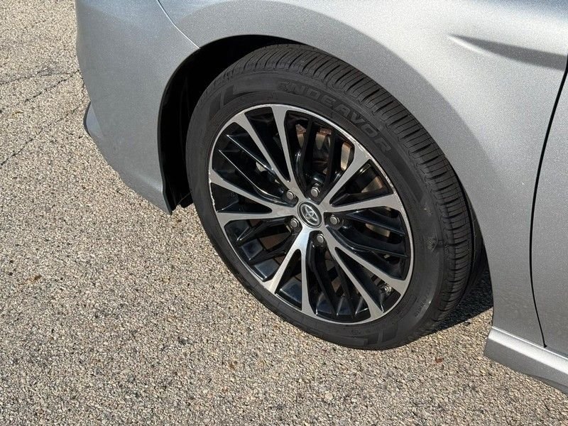 Used 2019 Celestial Silver Metallic Toyota SE image 10