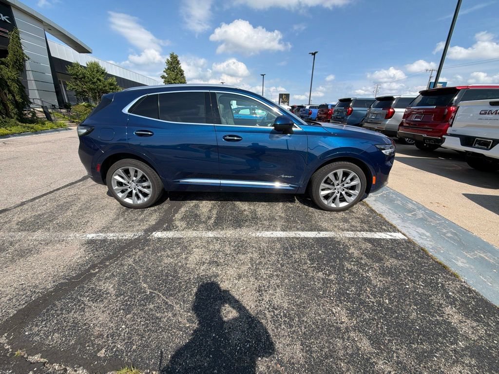 Used 2023 Sapphire Metallic Buick Avenir image 3