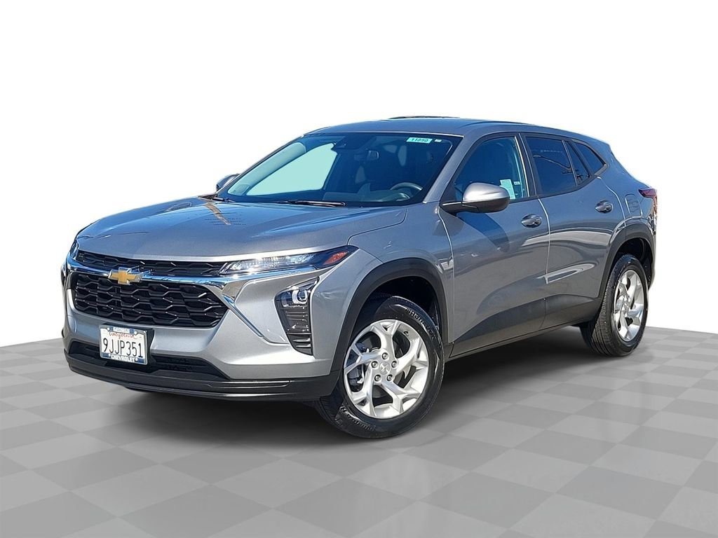 2024 Chevrolet Trax LS
