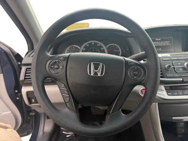 Used 2013 Blue Honda EX image 11