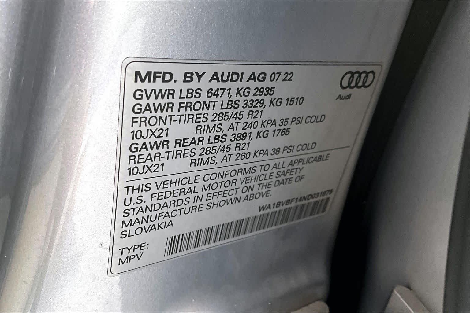 Used 2022 Florett Silver Metallic Audi Premium Plus image 33