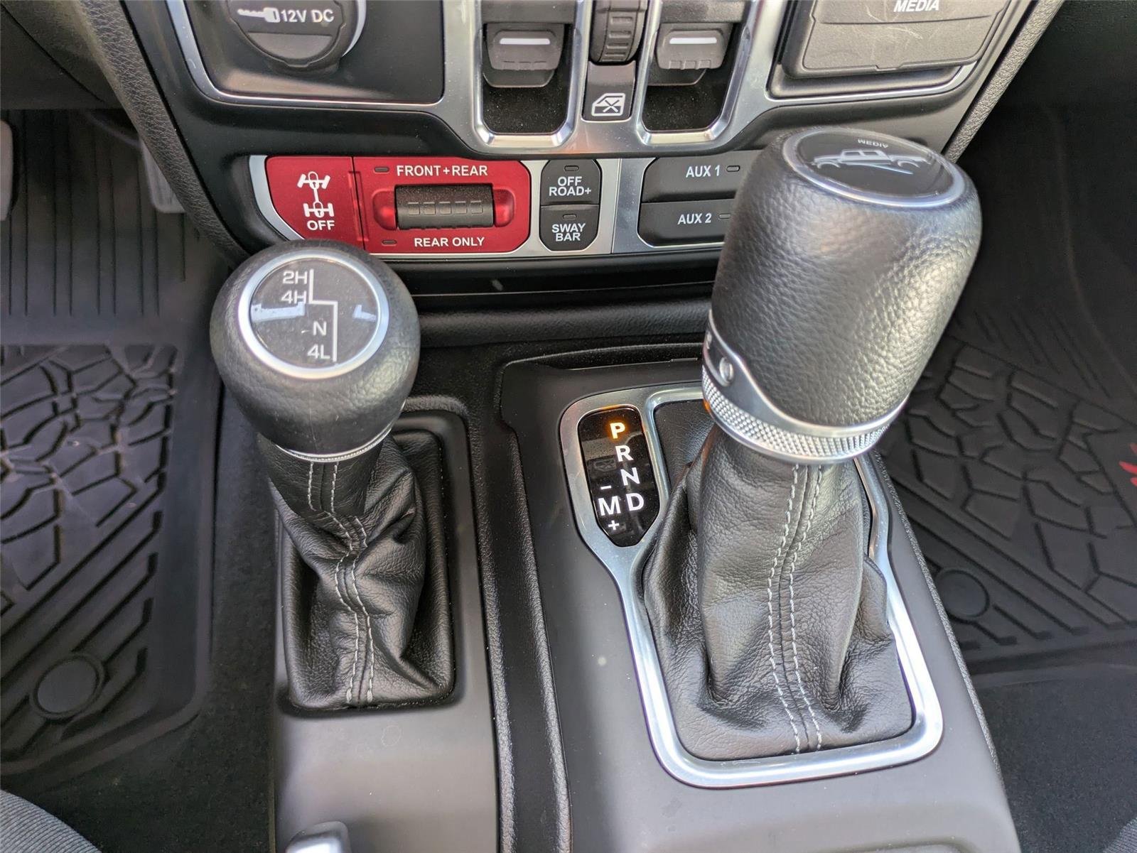 Used 2024 Anvil Clear Coat Jeep Rubicon image 20