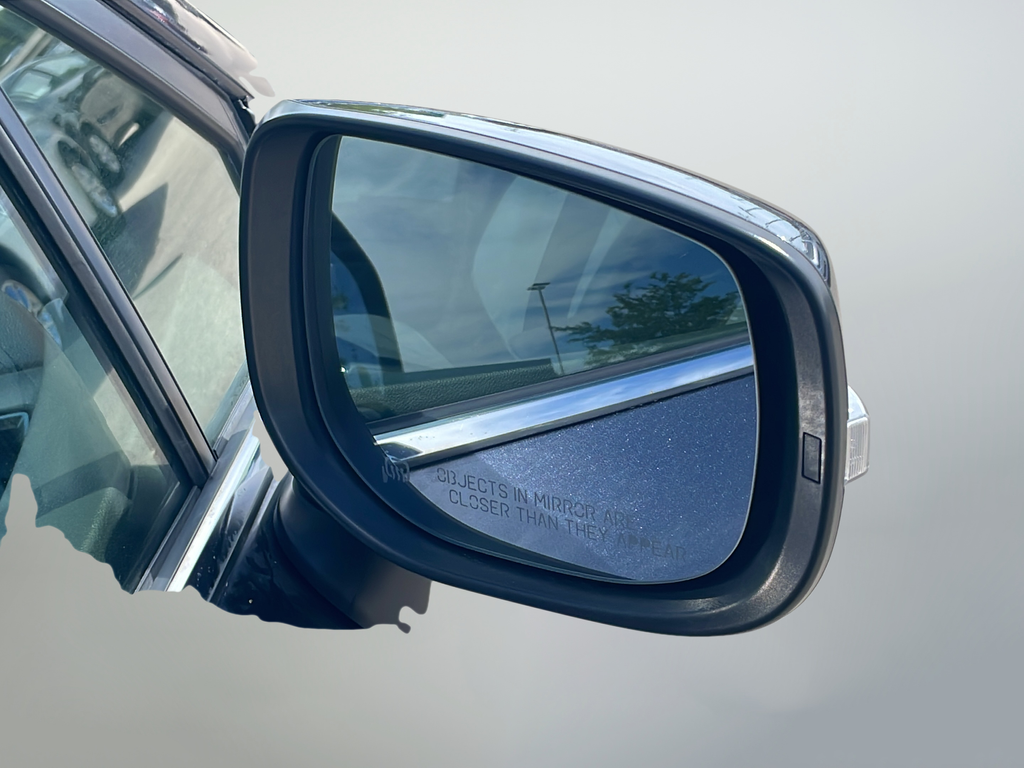 Used 2018 Gray Subaru 2.0i Limited image 44