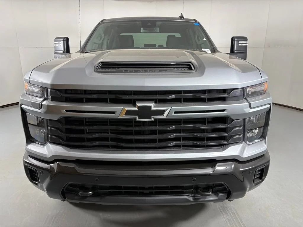 New 2026 Sterling Gray Metallic Chevrolet Custom image 4