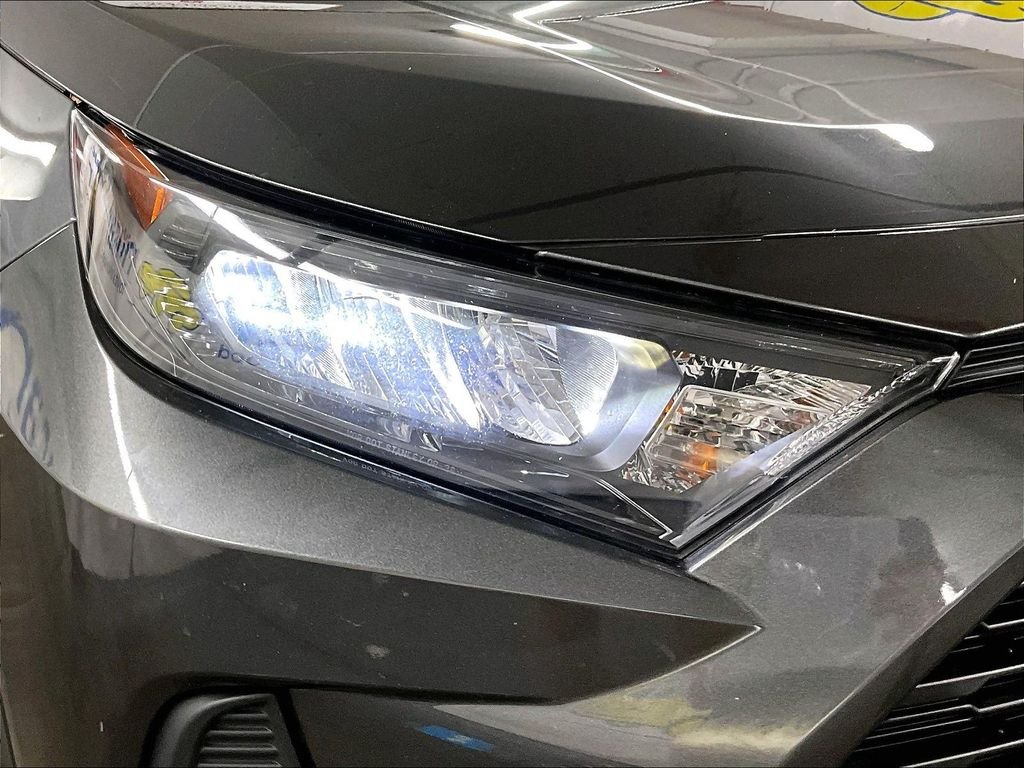 Used 2020 Gray Toyota LE image 31