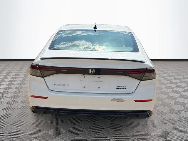 Used 2024  Honda Sport-L image 6