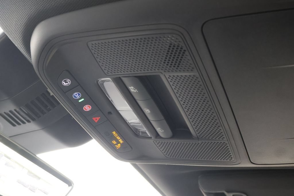 2026 Chevrolet Traverse LT - Photo 36