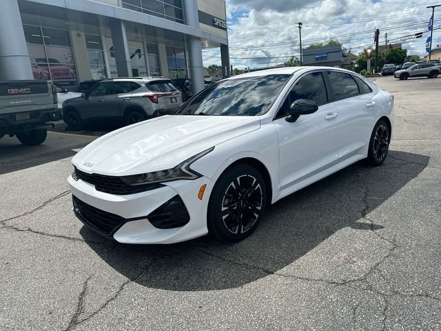 Used 2022 White Kia GT-Line image 11