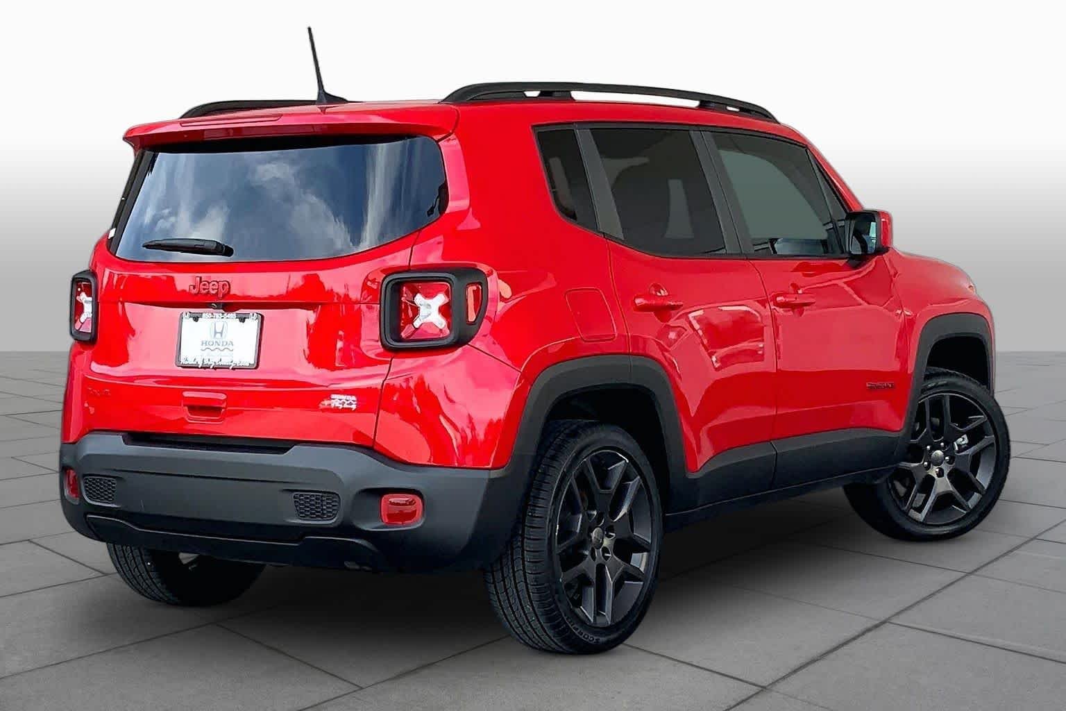 Used 2022 Colorado Red Clearcoat Jeep (RED) Edition image 13