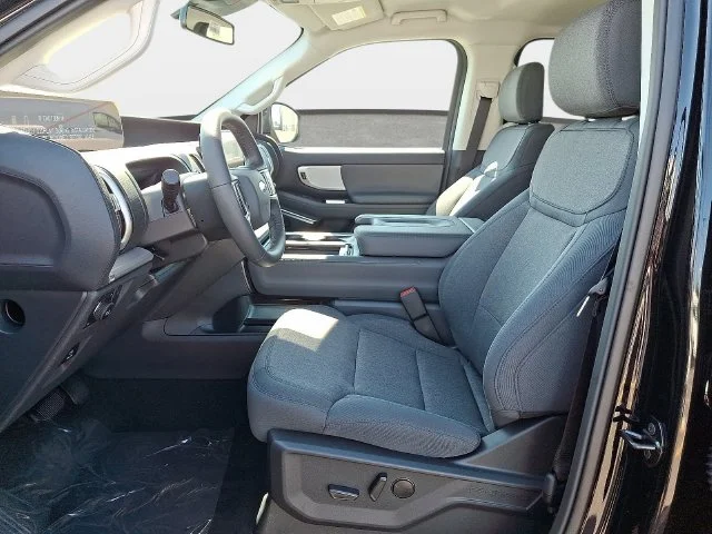 New 2027 Agate Black Metallic Ford Active image 9