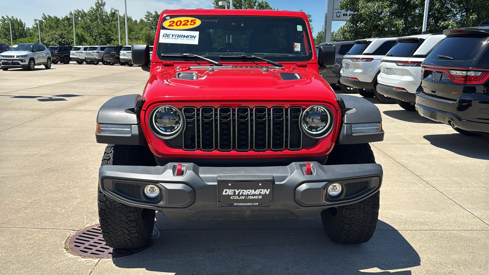 Used 2025 Red Jeep Rubicon image 4