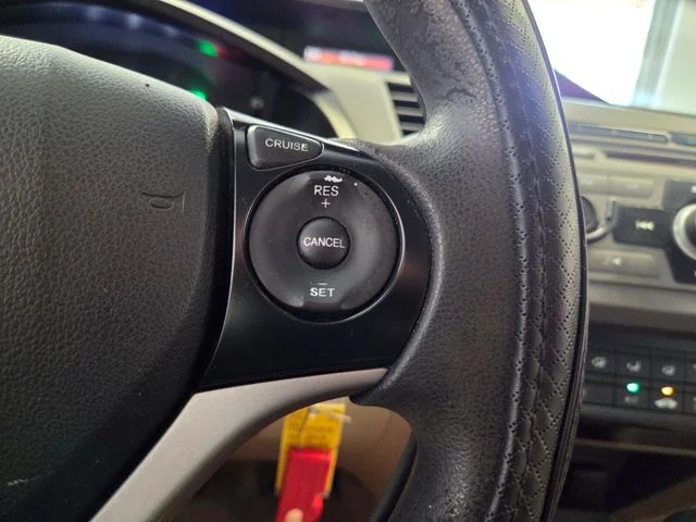 Used 2012  Honda LX image 25