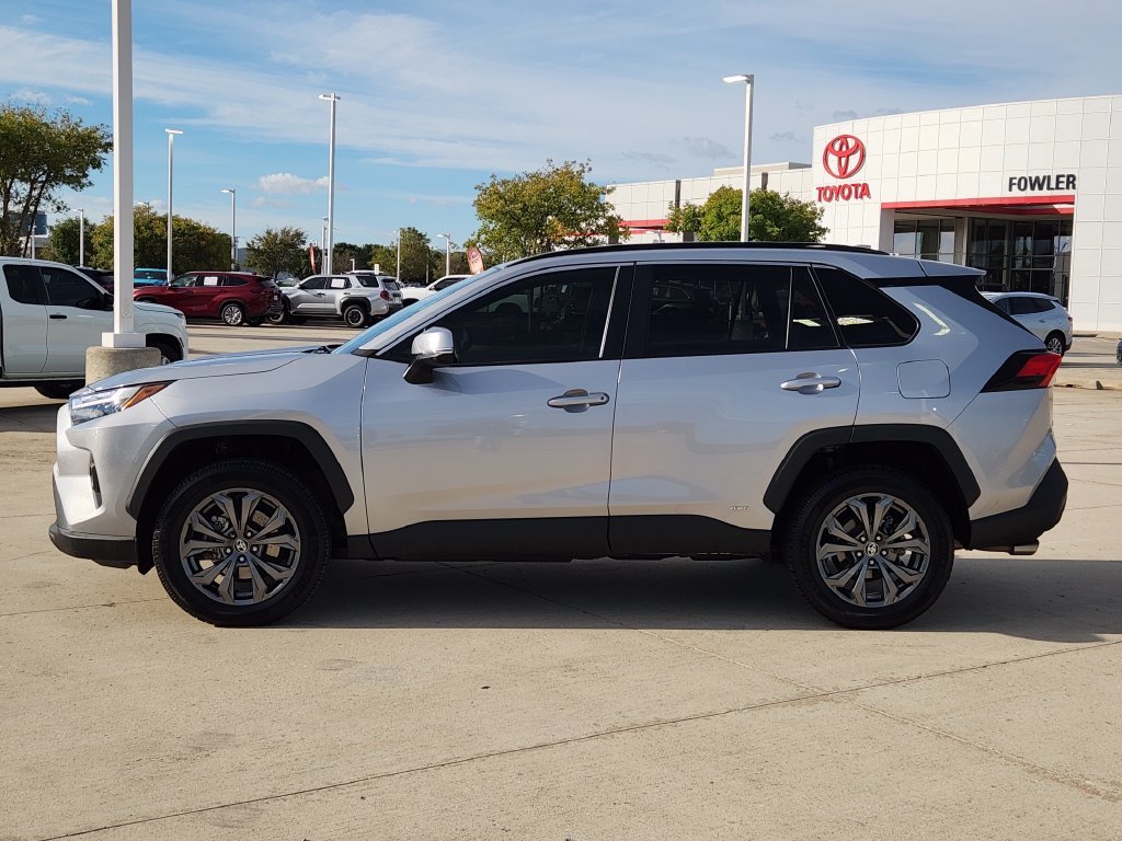 Certified Used 2024 Silver Toyota XLE Premium image 8