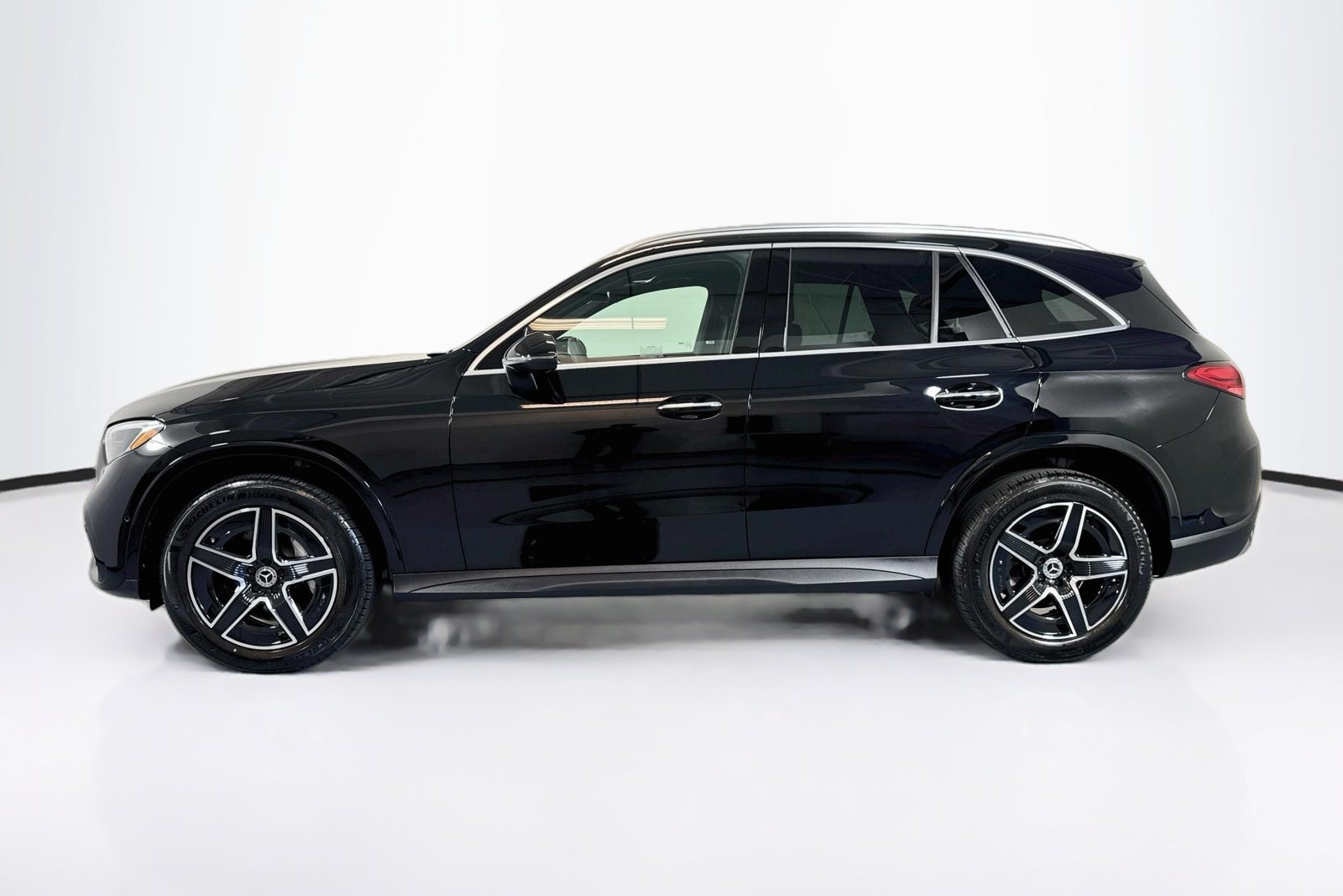 Certified Used 2026 Black Mercedes-Benz GLC 300 image 8