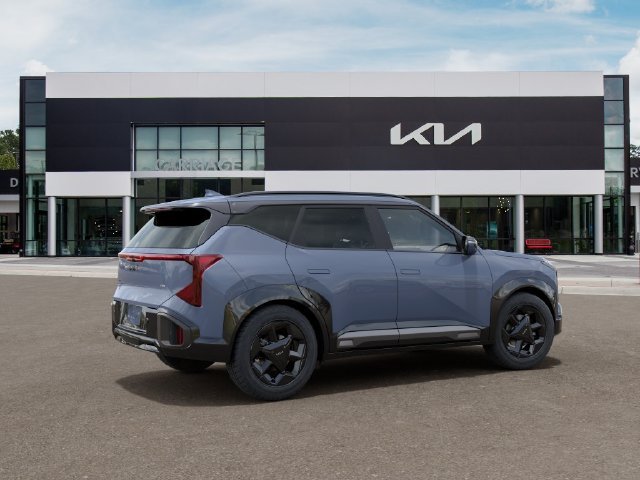 New 2027 Pale Gray Kia X-Line S image 6