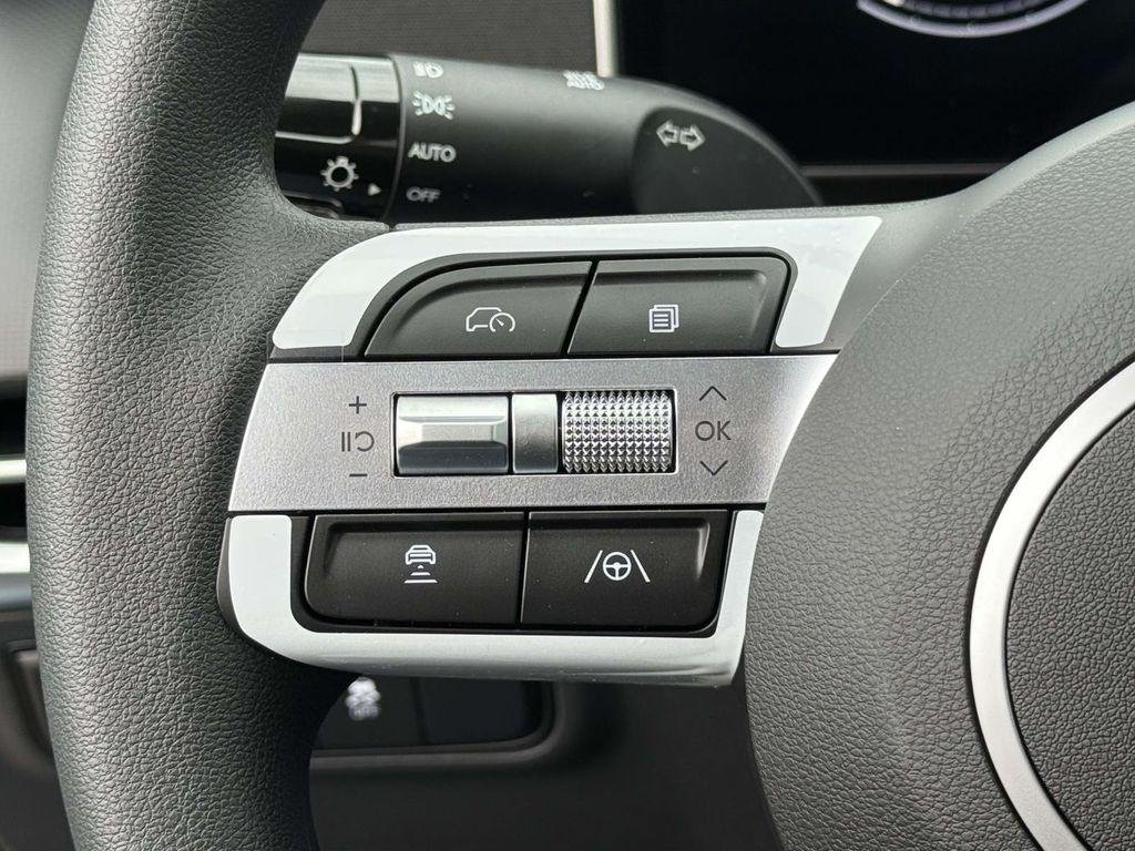 New 2026 Phantom Black Hyundai SEL AWD image 23