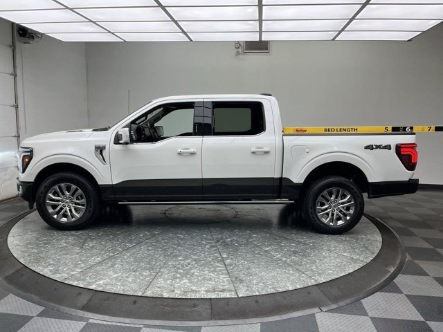 Used 2024 Star White Metallic Tri-Coat Ford King Ranch image 8