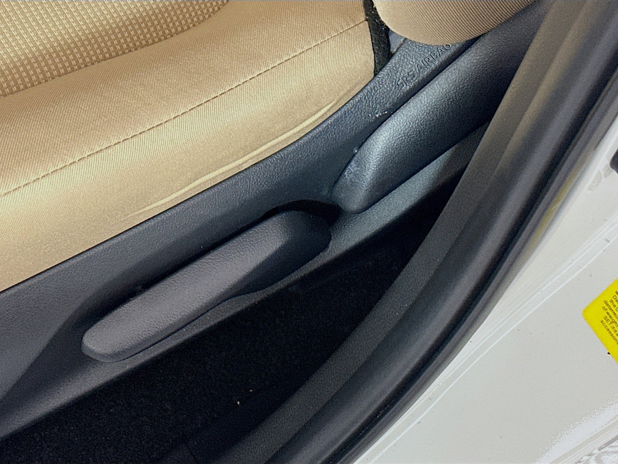 Used 2025 Ice Toyota LE image 13