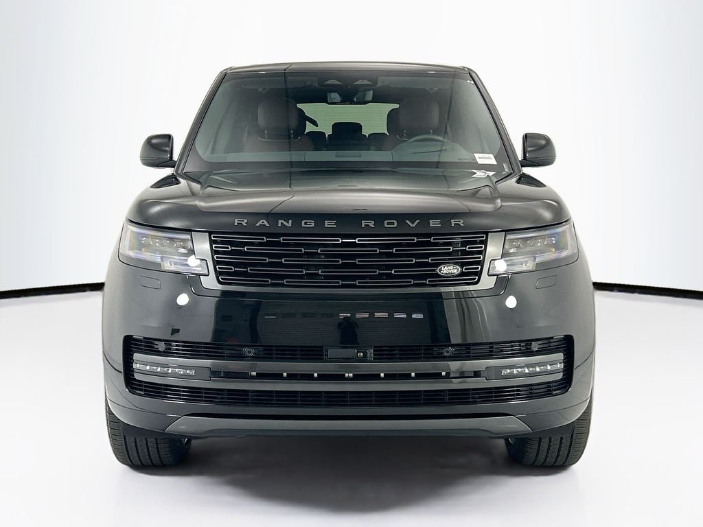New 2026 Santorini Black Land Rover SE image 2