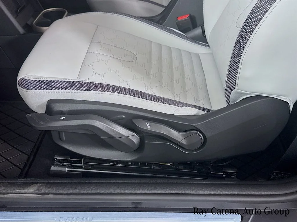 2026 MINI Hardtop 2 Door S - Photo 19