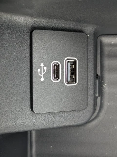 New 2026 Agate Black Metallic Ford MAX Platinum® image 23