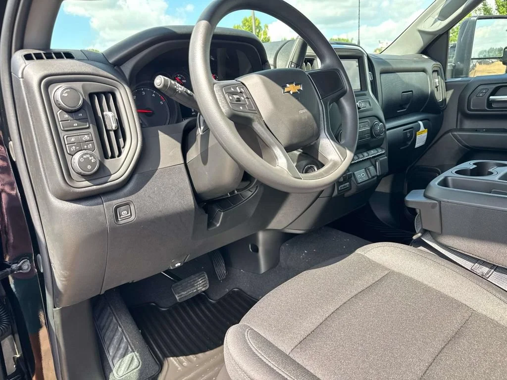 2026 Chevrolet Silverado 2500 HD Custom - Photo 29