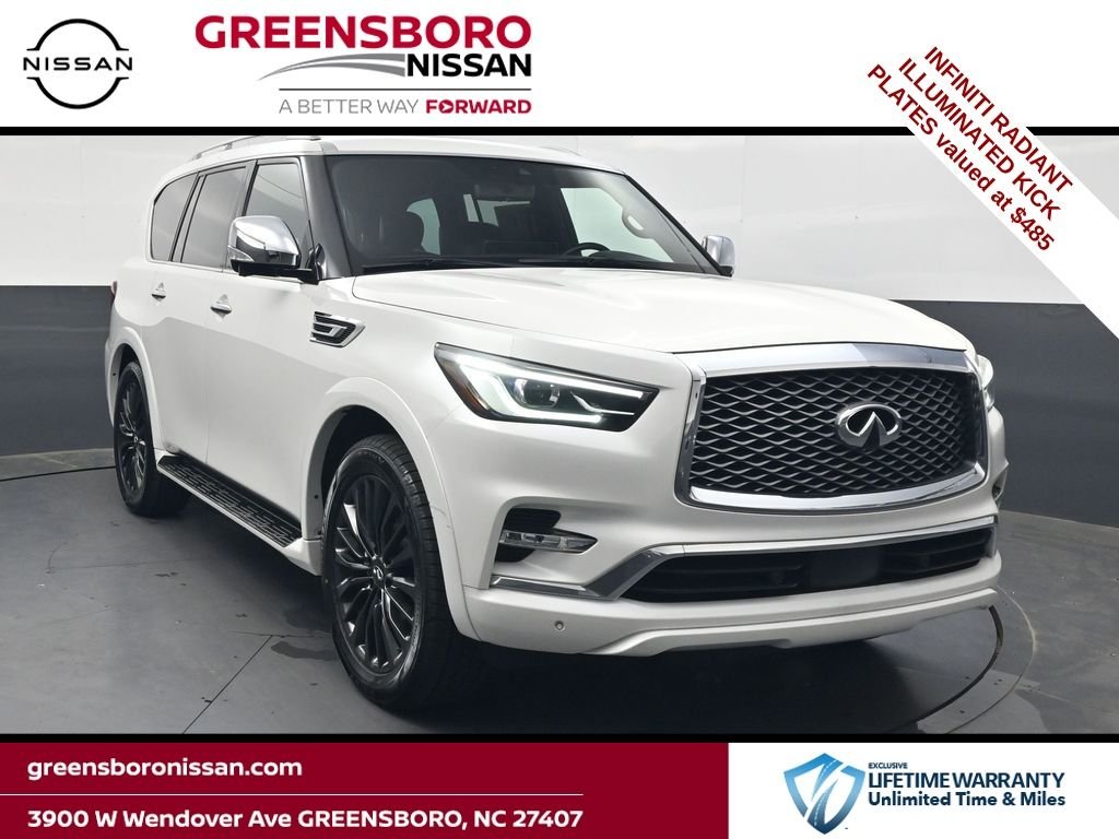 Used 2023 White INFINITI Sensory image 1