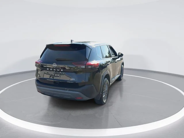 Used 2023 Black Nissan S image 8