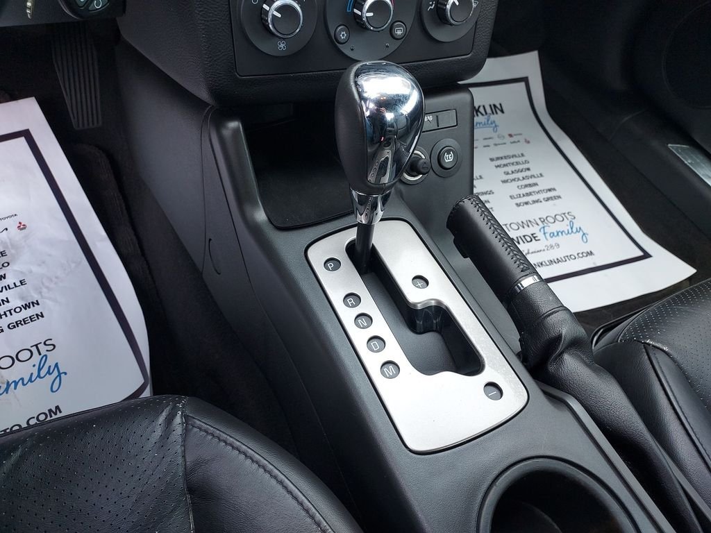 Used 2008 Silver Pontiac GT image 24