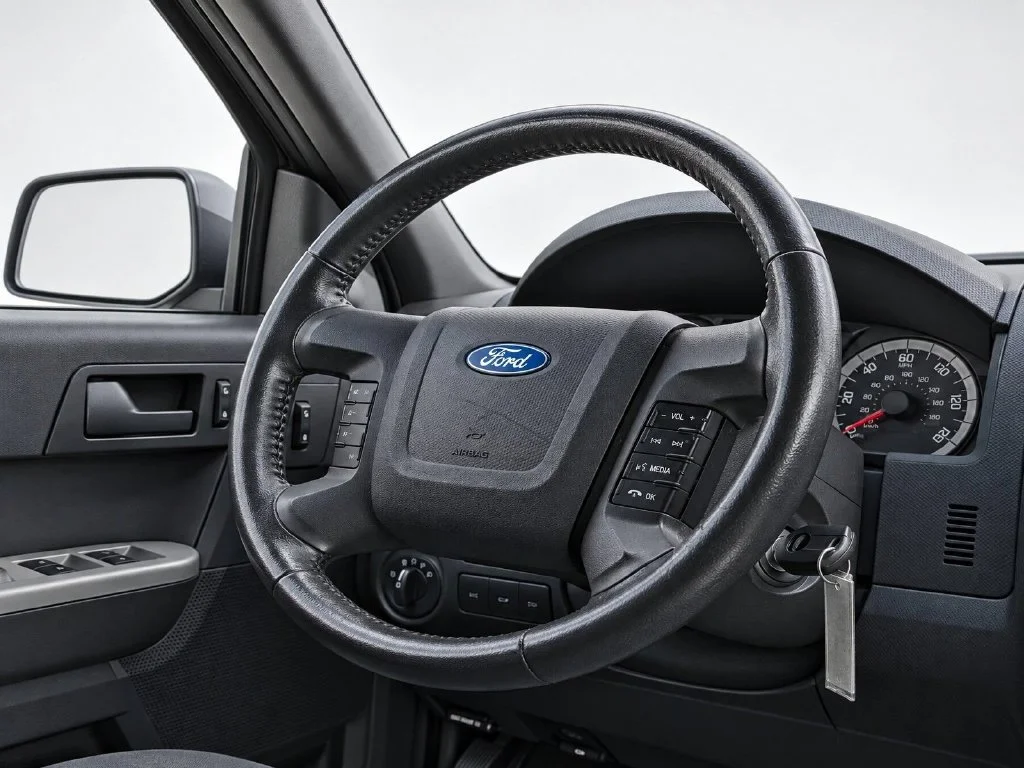 Used 2011 Blue Ford XLT image 19
