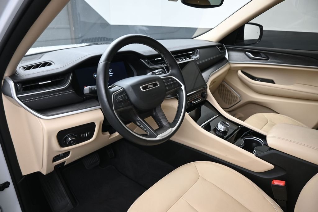 Used 2021 White Jeep Limited image 19