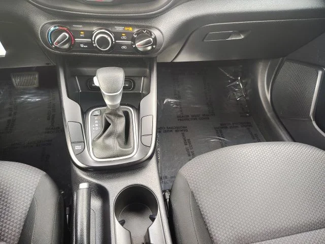 Used 2025 White Kia LX image 19