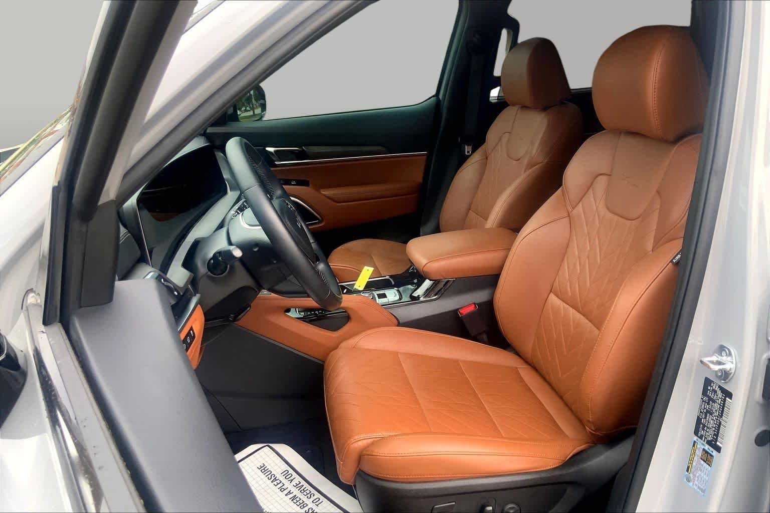 Certified Used 2024 Wolf Gray Kia SX X-Line image 8