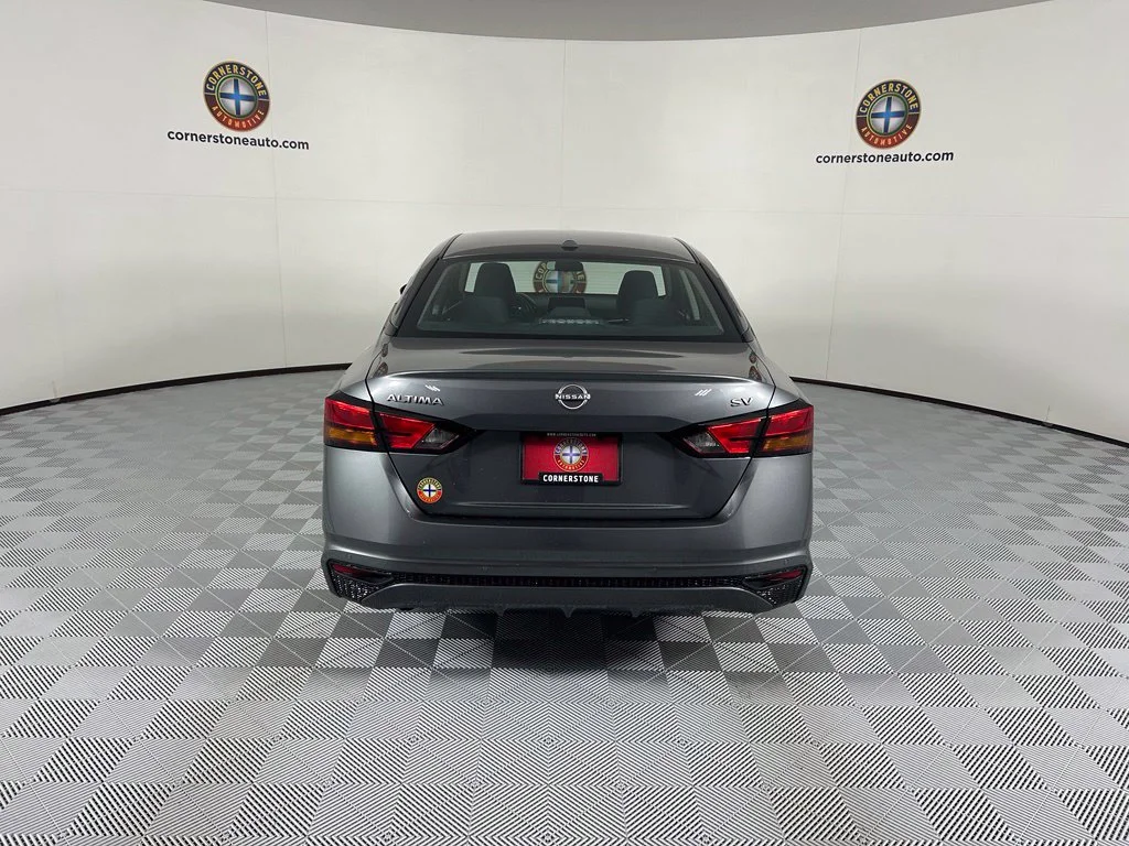 Used 2024 Gray Nissan 2.5 SV image 19