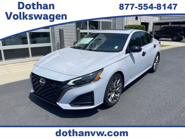 2024 Nissan Altima 2.0 SR
