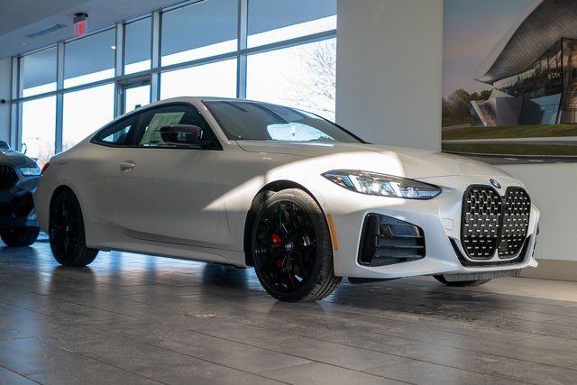 New 2026 Mineral White Metallic BMW 430i xDrive image 7