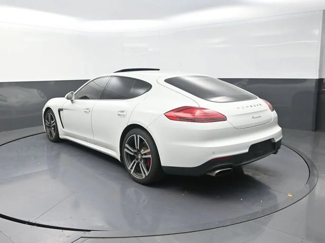 Used 2016  Porsche 4 image 6
