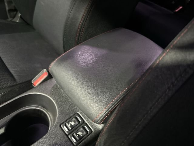 Used 2016 Lapis Blue Pearl Subaru Premium image 28