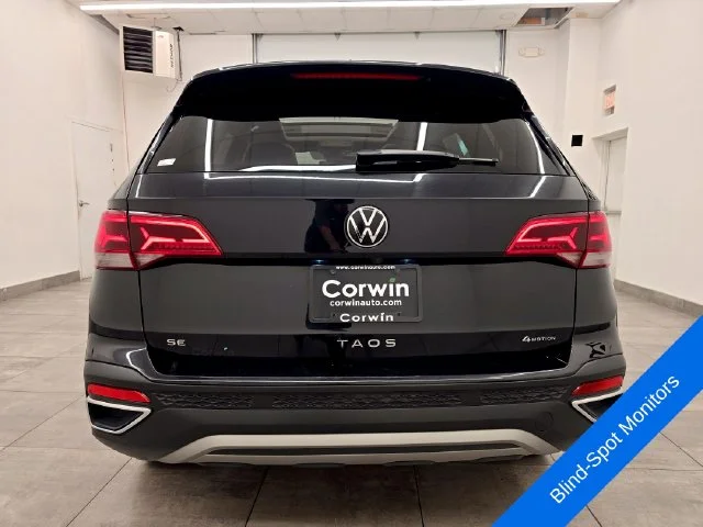 Used 2024 Deep Black Pearl Effect Volkswagen 1.5T SE image 4