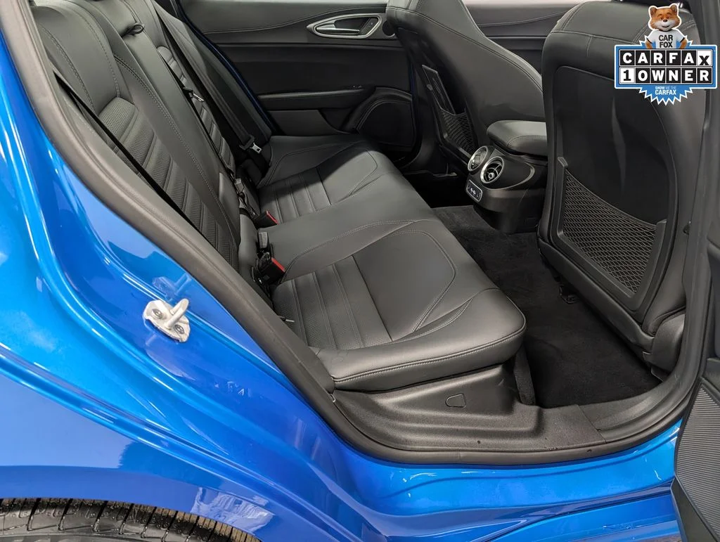 Used 2026 Blue Alfa Romeo  image 27