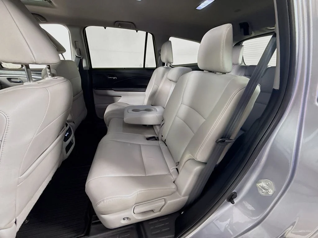 Used 2022 Lunar Silver Metallic Honda Special Edition image 6