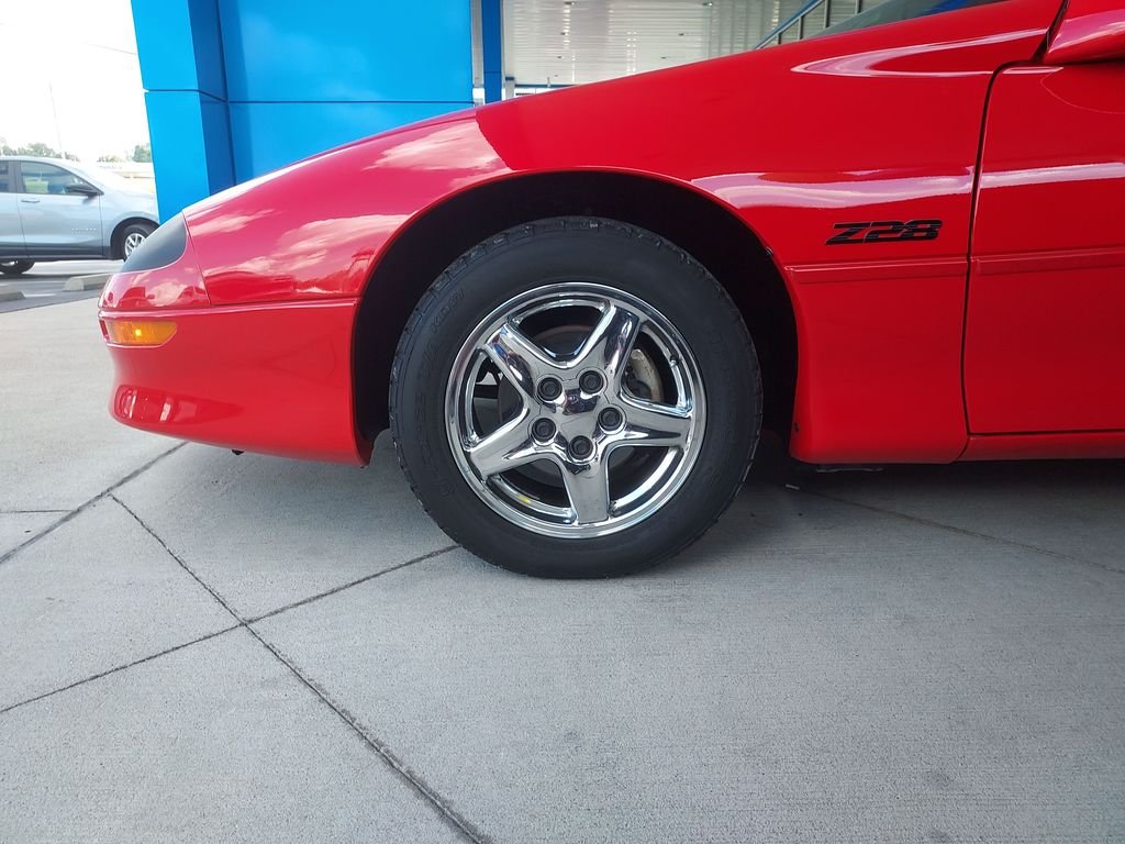 Used 1997 Red Chevrolet Z28 image 10